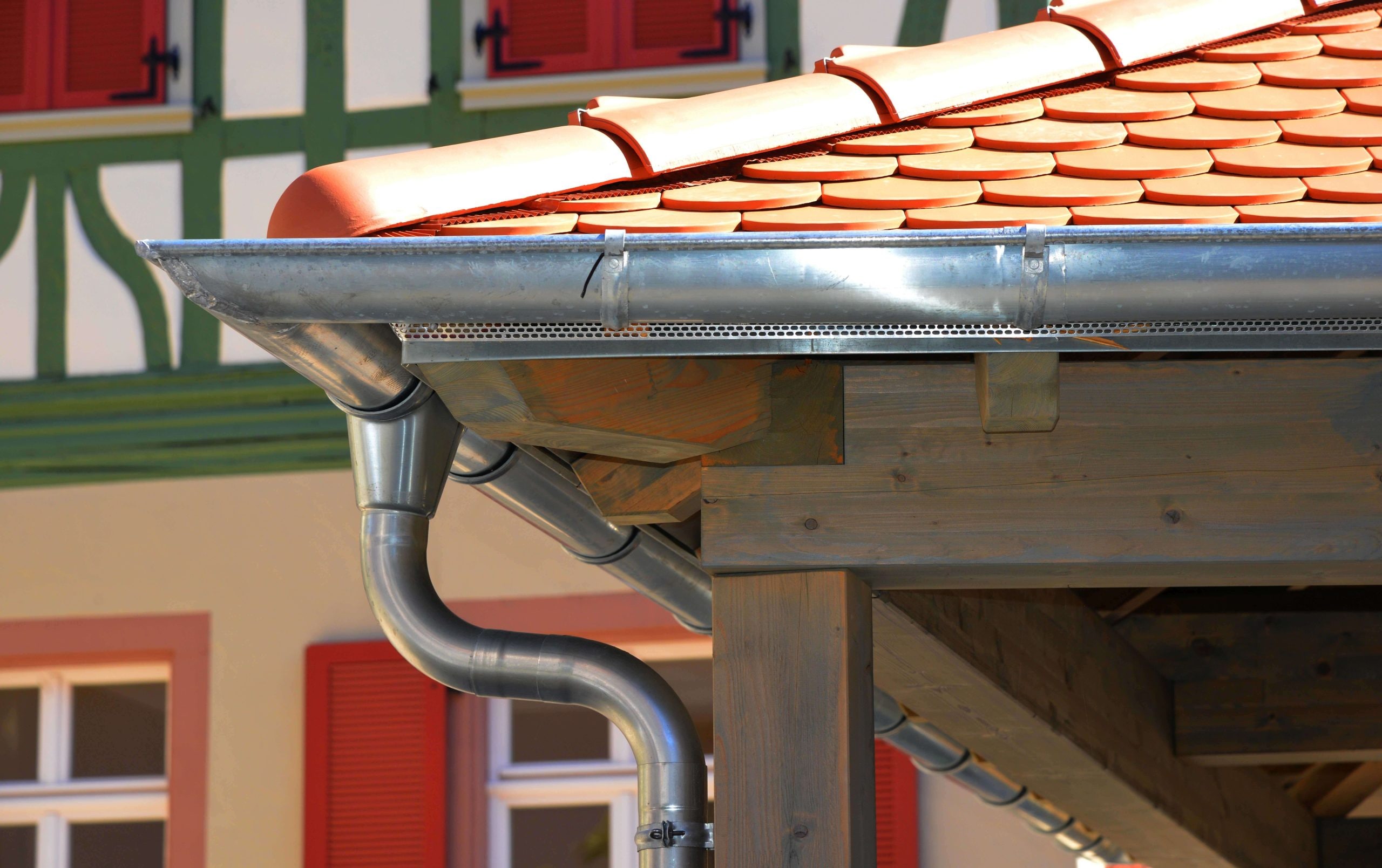 Corrosion-resistant steel gutters for effective rainwater drainage in Salt Lake City